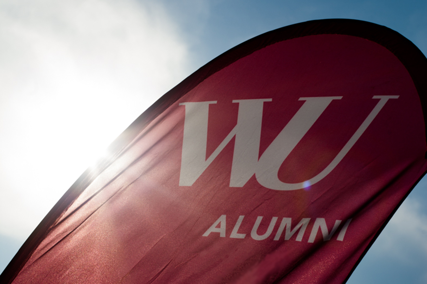 Fahne des WU Alumni Clubs (c) Xenia Trampusch